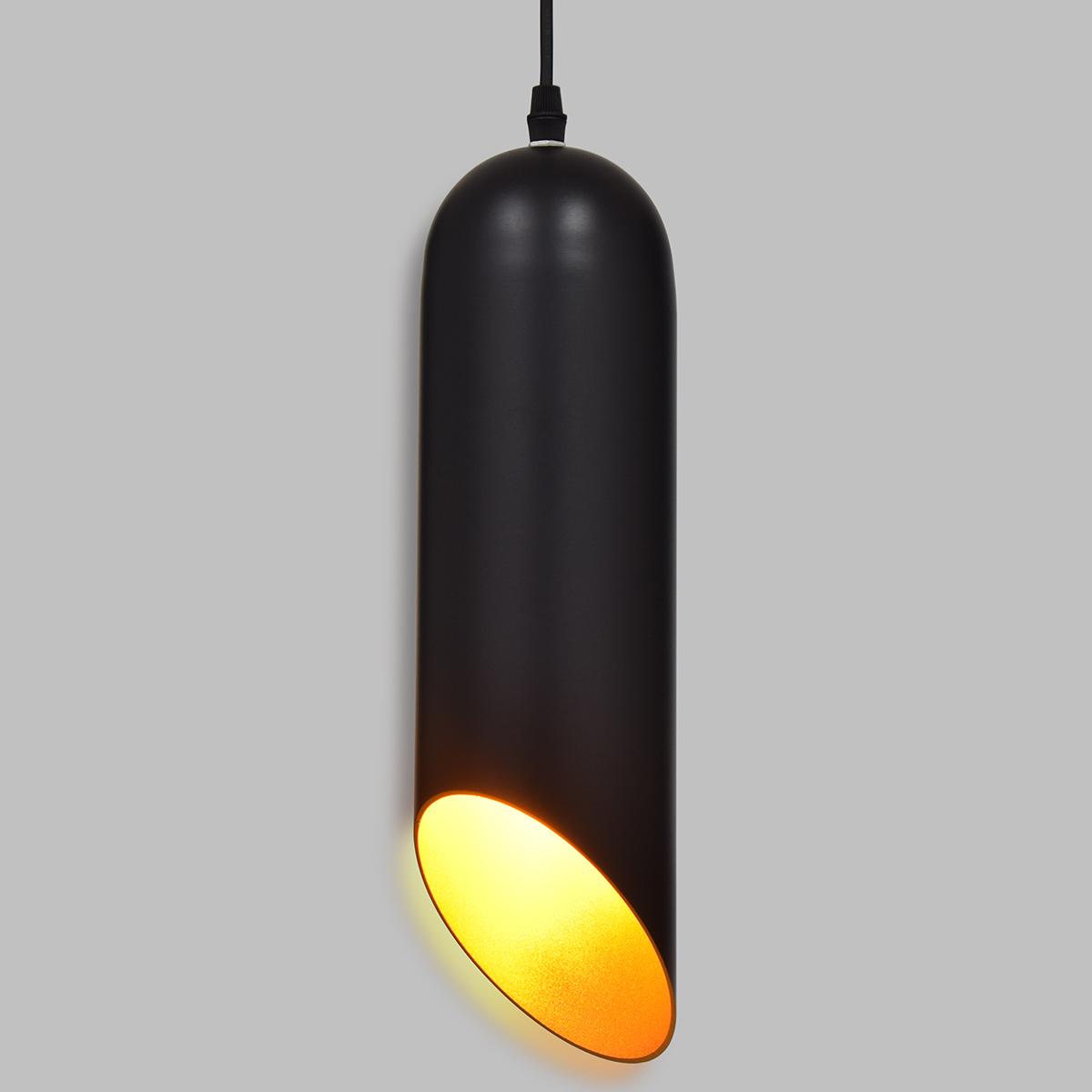 GloboStar® CARSON 01527 Μοντέρνο Κρεμαστό Φωτιστικό Οροφής Μονόφωτο Μαύρο - Χρυσό Μεταλλικό Καμπάνα Φ10 x Υ38cm - Image 2