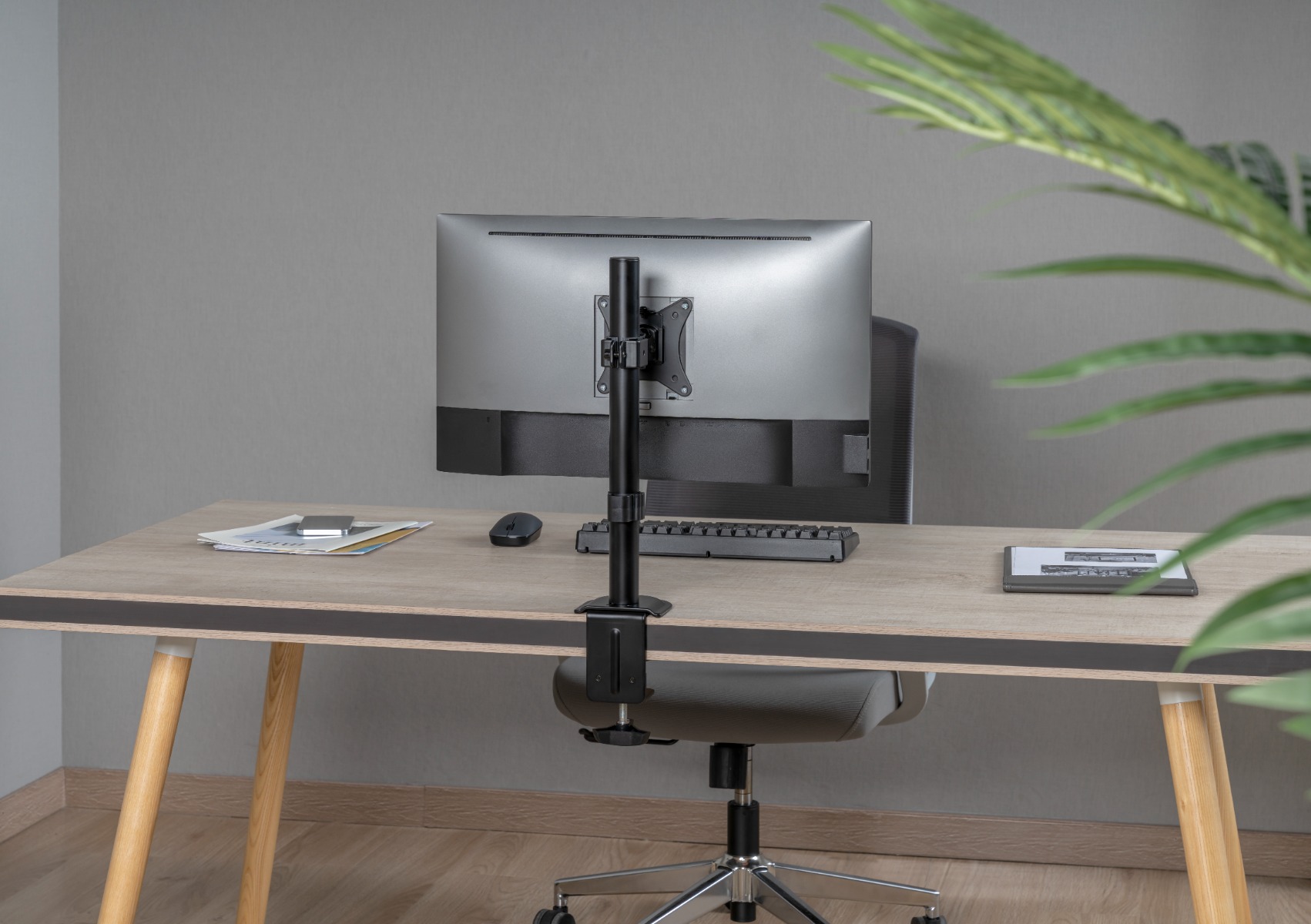 Brateck Βάση Monitor LDT66-C01 17" - 32" - Image 10