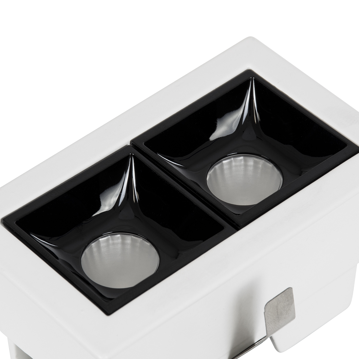 GloboStar® LUMINAR SUPERIOR 60316 Χωνευτό LED Spot Downlight TrimLess 4W 560lm 36° AC 220-240V IP20 Μ7.5 x Π4.3 x Υ4.5cm - Λευκό με Μαύρο Κάτοπτρο - Φυσικό Λευκό 4500K - Bridgelux High Lumen Chip Gen2 - TÜV Certified Driver - 5 Years Warranty - Image 8