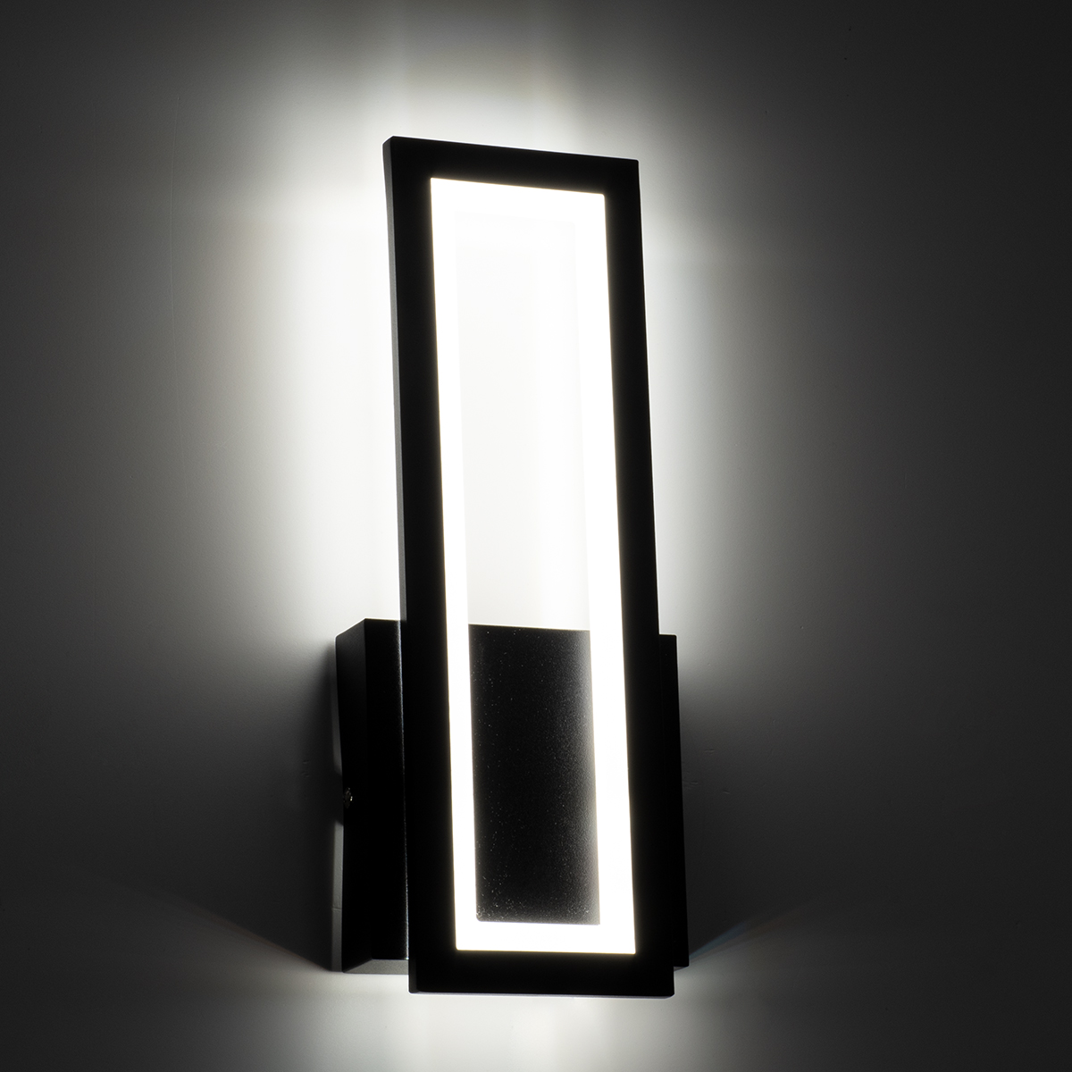 GloboStar® TIARA 61327 Φωτιστικό Τοίχου - Απλίκα Design LED CCT 12W 1440lm 360° AC 220-240V - Εναλλαγή Φωτισμού μέσω Διακόπτη On/Off All In One Ψυχρό 6000k+Φυσικό 4500k+Θερμό 2700k Μ12.5 x Π4 x Υ32cm - Μαύρο - 3 Years Warranty - Image 8